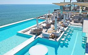 ซันแดนซ์ เดย์คลับ หัวหิน